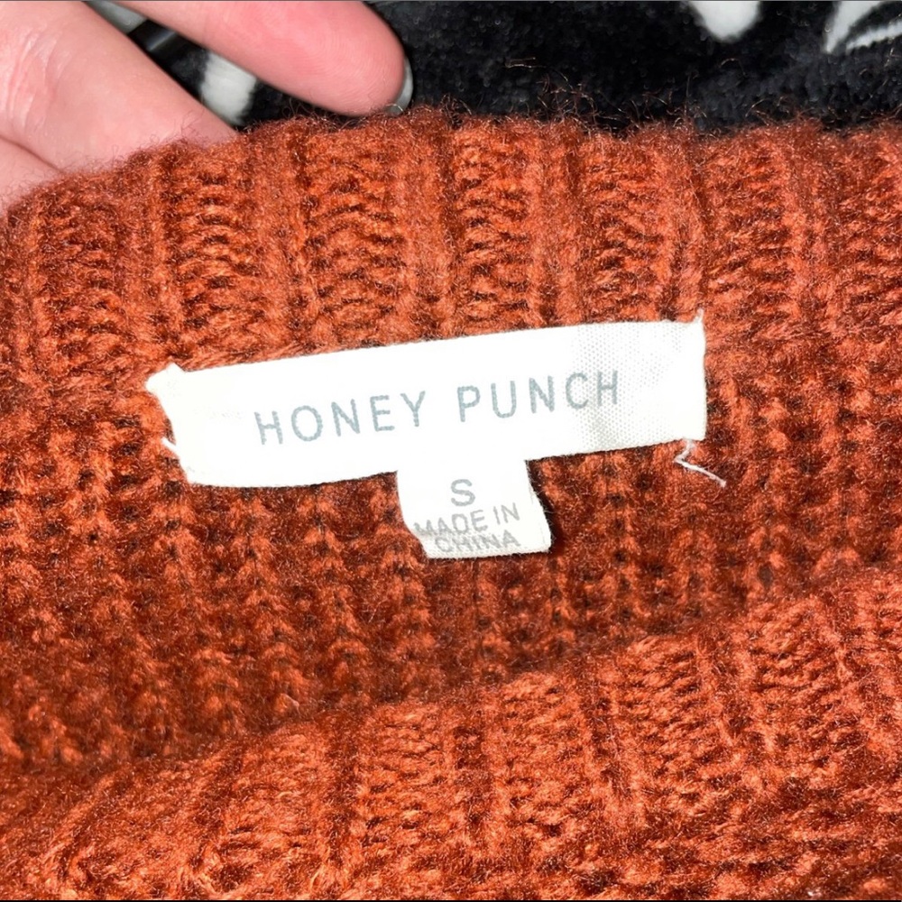 Pacsun Sweater - Picture 2 of 2